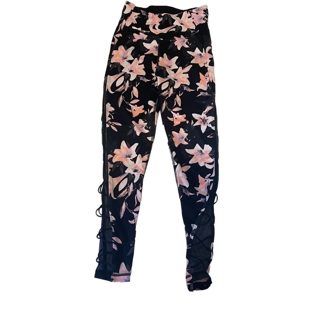 VICTORIAS SECRET Incredible Essentials Floral Print Side Lace Leggings - Picture 7 of 7